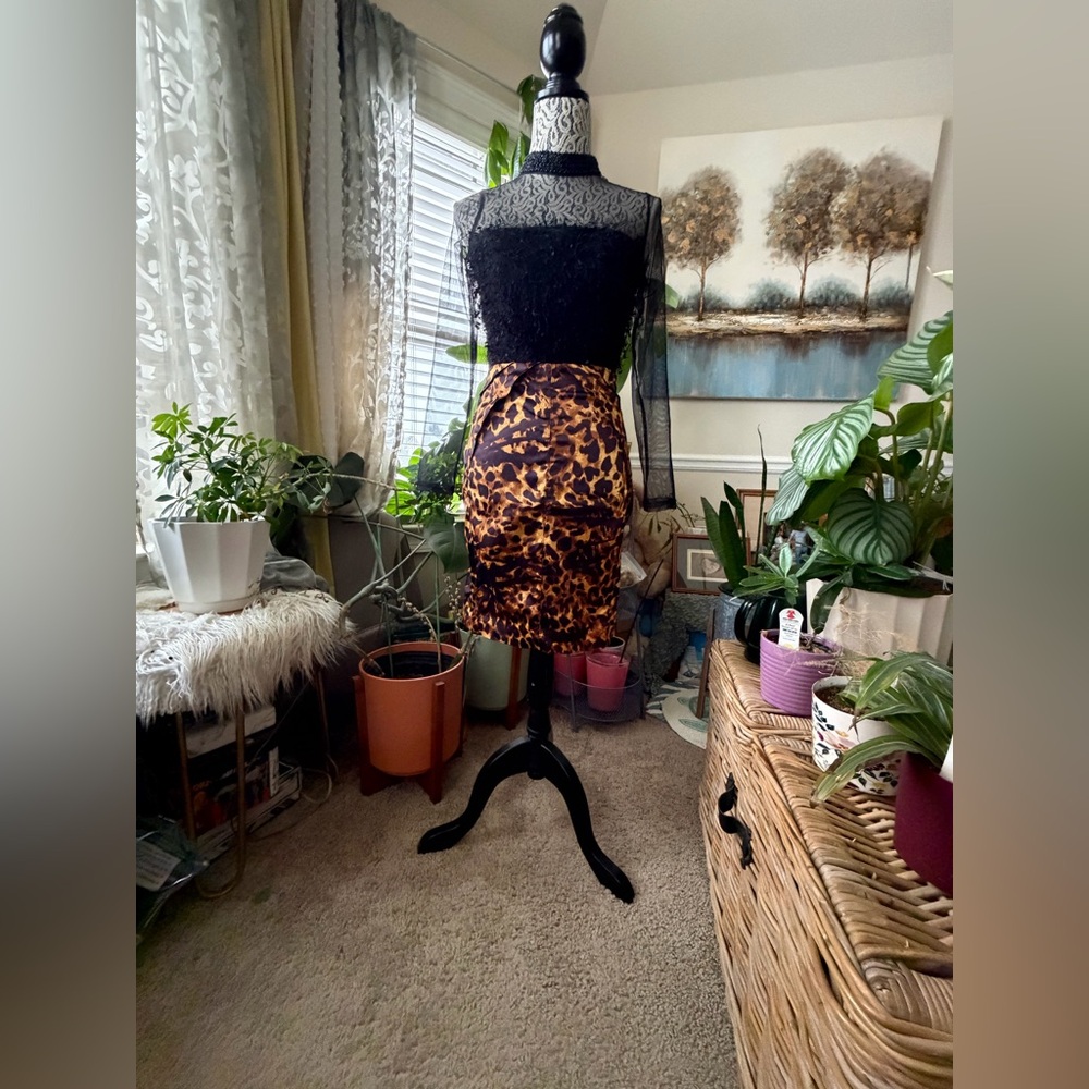 EUC XOXO Leopard Print Women's Pencil Skirt